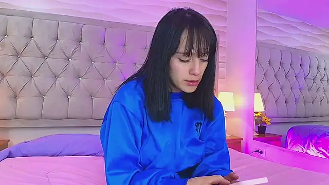 AlissonLopez  online show from March 14, 4:21 am