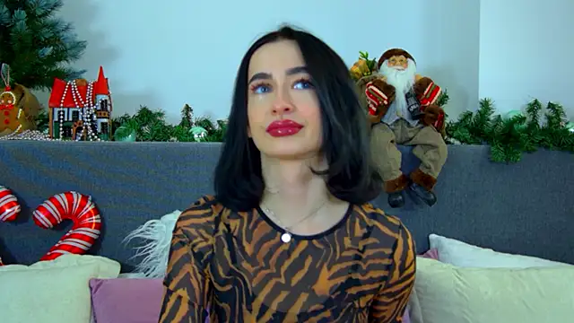 Snapshot of MarieKarma chatting on January 13, 9:42 pm MarieKarma online show from January 13, 9:42 pm