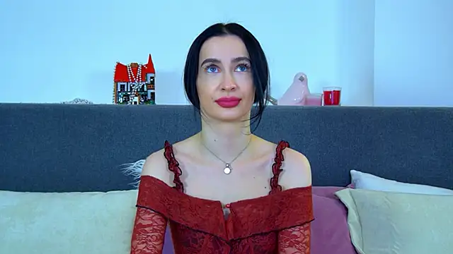 Snapshot of MarieKarma chatting on January 19, 9:34 pm MarieKarma online show from January 19, 9:34 pm