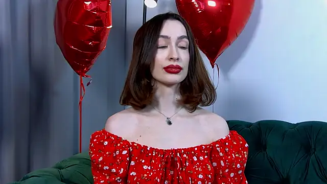 Snapshot of MarieKarma chatting on February 14, 1:02 am MarieKarma online show from February 14, 1:02 am