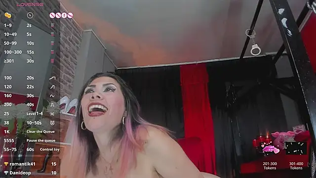 Snapshot of MistressAndre chatting on January 15, 11:30 pm MistressAndre online show from January 15, 11:30 pm