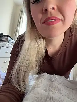 xxcurvyjessiexx online show from November 2, 1:24 pm