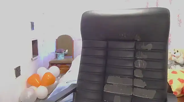 KittyyLaBeauty online show from January 22, 12:17 pm