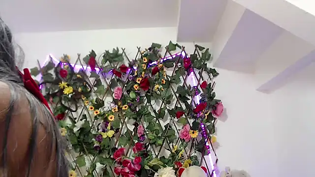 sexysusan4you online show from December 14, 8:40 pm