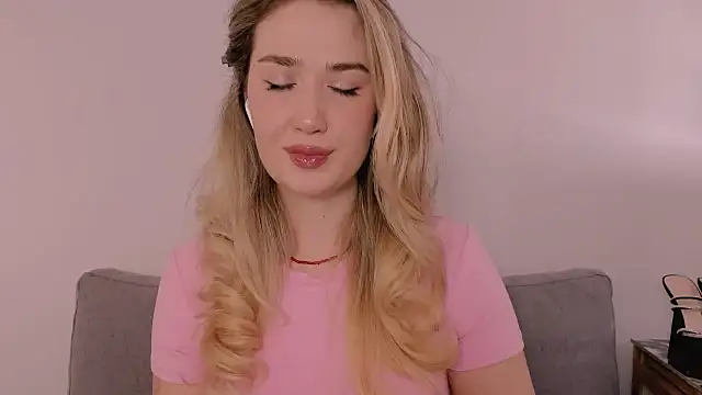 CindyKissable online show from July 23, 4:05 pm