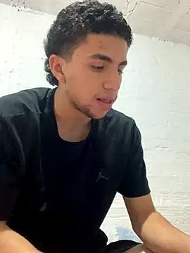 ever10183 online show from December 17, 2:39 am