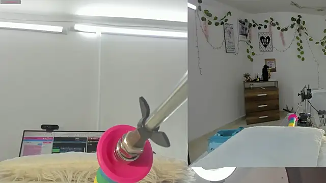 Daki Ume  online show from November 24, 2:33 am