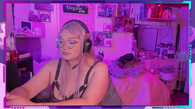 MegariaB online show from October 17, 4:04 am