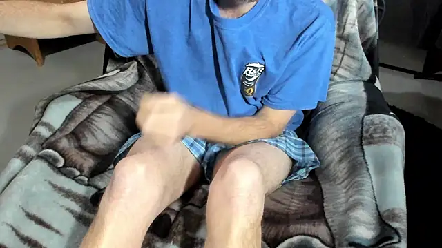 Snapshot of froy4986 chatting on January 26, 8:46 am froy4986 online show from January 26, 8:46 am