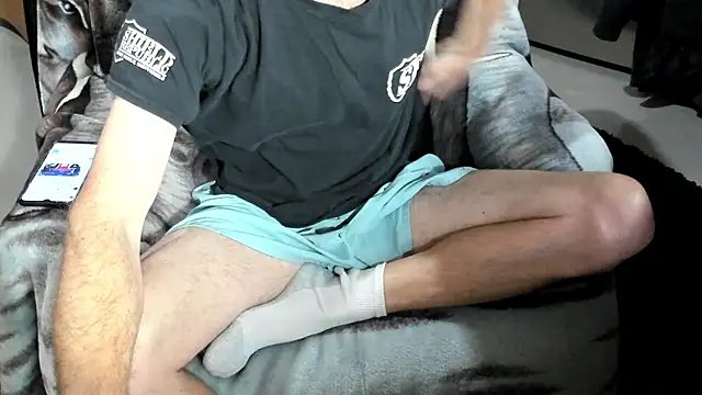 Snapshot of froy4986 chatting on February 21, 8:07 am froy4986 online show from February 21, 8:07 am