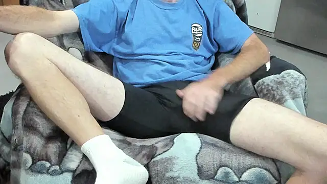 Snapshot of froy4986 chatting on October 30, 7:10 am froy4986 online show from October 30, 7:10 am