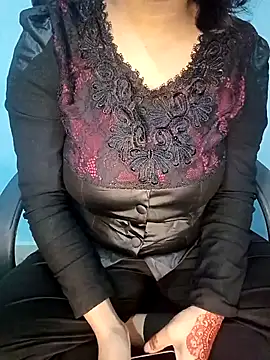 Snapshot of Dayna-36 chatting on January 10, 5:56 pm Dayna-36 online show from January 10, 5:56 pm