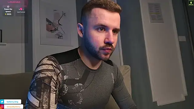 EnriqueBarberry online show from March 3, 6:37 am