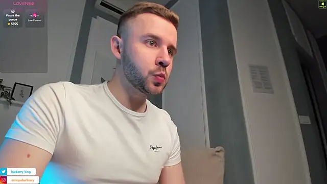 EnriqueBarberry online show from March 21, 6:38 am