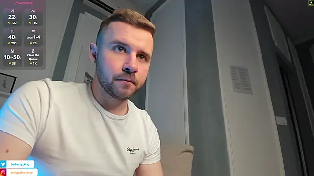 EnriqueBarberry online show from March 22, 6:22 am