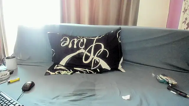 Dyana Kaylinn online show from February 23, 11:11 am