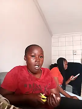 Snapshot of brownbunnyxx chatting on February 17, 10:23 am brownbunnyxx online show from February 17, 10:23 am