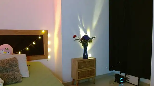 Susi bell online show from December 19, 8:27 pm