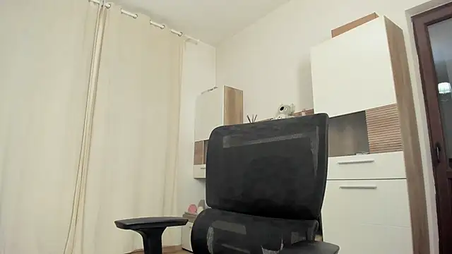 Jimmymorello online show from November 10, 7:35 pm