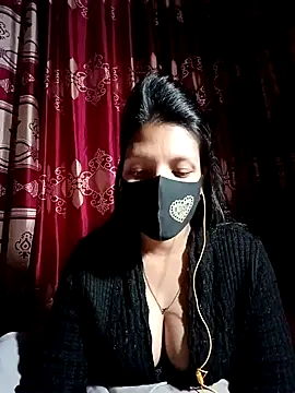 Snapshot of Depte- chatting on February 3, 12:25 pm Depte- online show from February 3, 12:25 pm