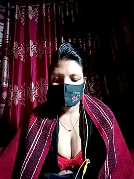 Snapshot of Depte- chatting on February 5, 11:50 pm Depte- online show from February 5, 11:50 pm