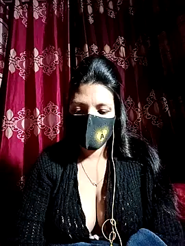 Snapshot of Depte- chatting on February 7, 12:28 pm Depte- online show from February 7, 12:28 pm
