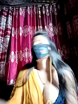 Snapshot of Depte- chatting on February 21, 11:01 am Depte- online show from February 21, 11:01 am