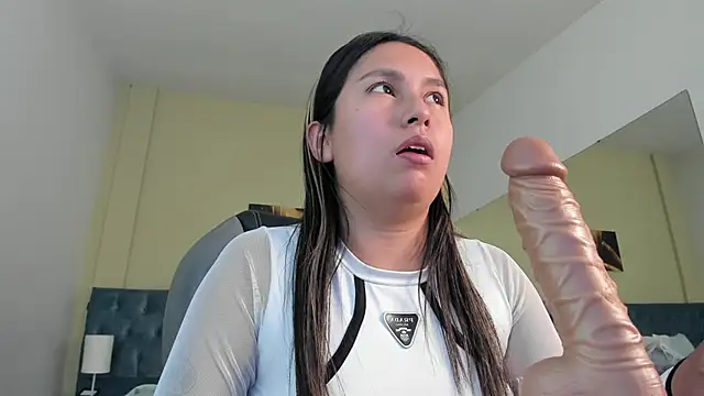 Snapshot of _Natalie18 chatting on February 2, 8:30 pm Natalie18 online show from February 2, 8:30 pm