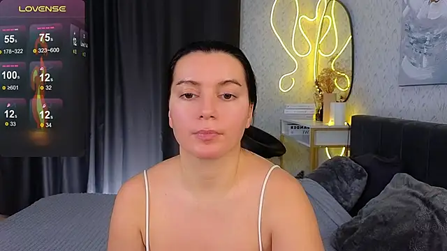 Snapshot of YourSweetDream_ chatting on March 2, 8:38 am YourSweetDream online show from March 2, 8:38 am