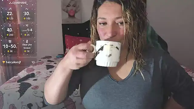 Devil Sara online show from April 22, 3:13 pm