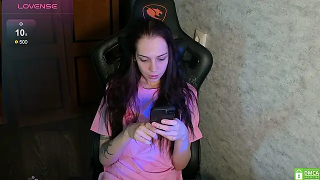 Rachel Sharp online show from February 4, 9:59 am