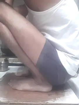 Snapshot of Burhade-- chatting on September 12, 10:21 pm Burhade-- online show from September 12, 10:21 pm