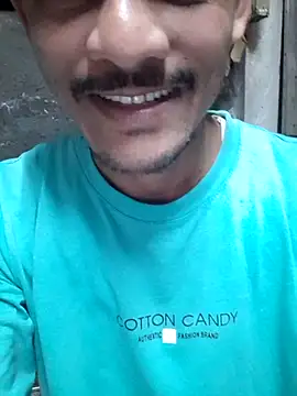 Snapshot of Burhade-- chatting on October 18, 3:13 pm Burhade-- online show from October 18, 3:13 pm