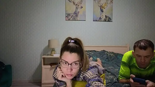 Snapshot of FoxLoveBasik chatting on February 15, 3:52 am FoxLoveBasik online show from February 15, 3:52 am