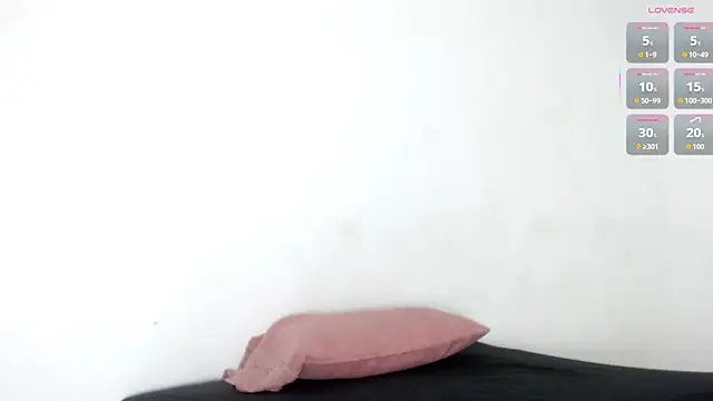 Snapshot of seductivespellvagina80 chatting on June 24, 12:59 pm seductivespellvagina80 online show from June 24, 12:59 pm