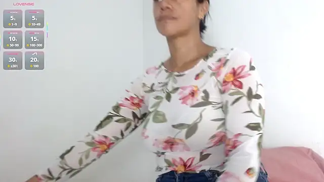Snapshot of seductivespellvagina80 chatting on July 8, 12:31 pm seductivespellvagina80 online show from July 8, 12:31 pm