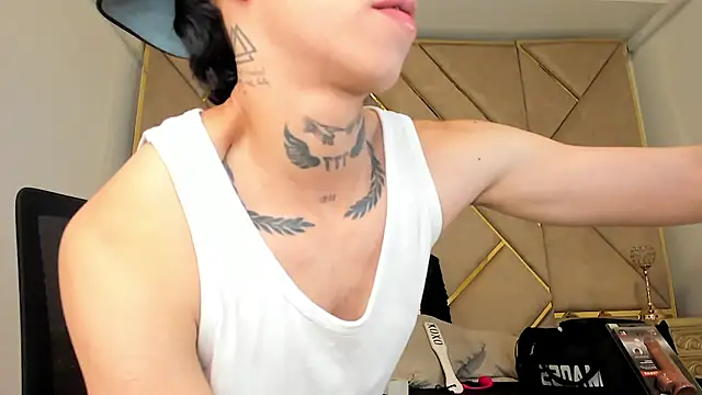 AmberAdams  online show from September 16, 4:52 pm