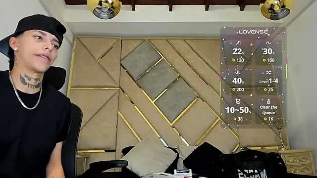 AmberAdams  online show from September 19, 5:02 pm