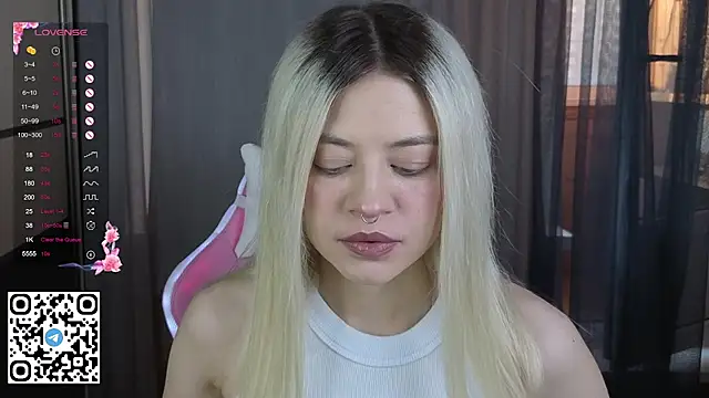 mybunnywendy online show from February 23, 2:14 pm