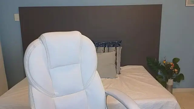 maiaa ruiz online show from February 25, 1:39 pm