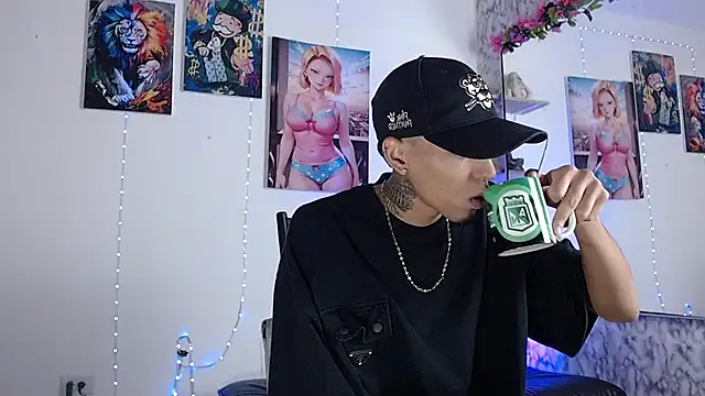 Liam lee online show from September 11, 1:33 pm