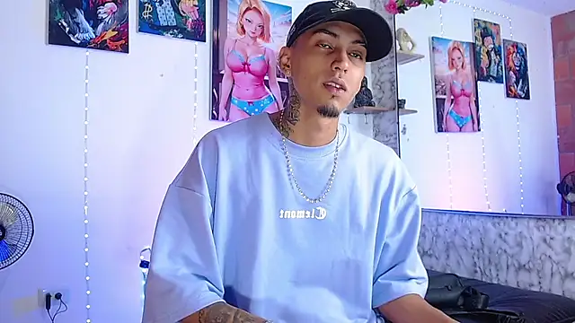 Liam lee online show from October 13, 1:33 pm