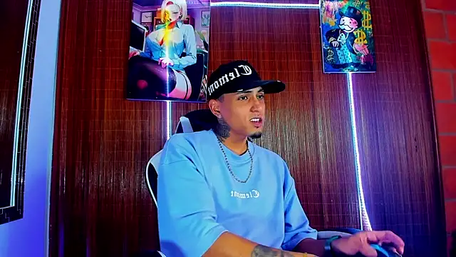 Liam lee online show from February 6, 9:07 pm