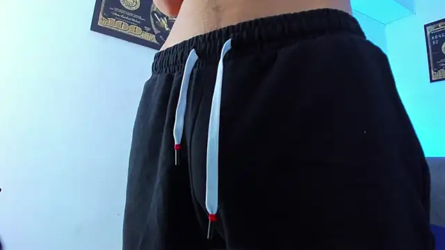 TylerWhite  online show from February 1, 6:21 am