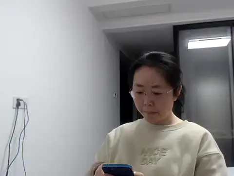 Snapshot of sonyx chatting on February 17, 3:53 pm sonyx online show from February 17, 3:53 pm