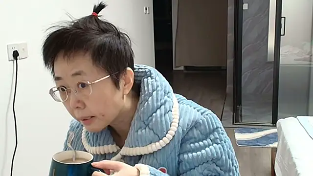 Snapshot of sonyx chatting on October 25, 3:07 pm sonyx online show from October 25, 3:07 pm