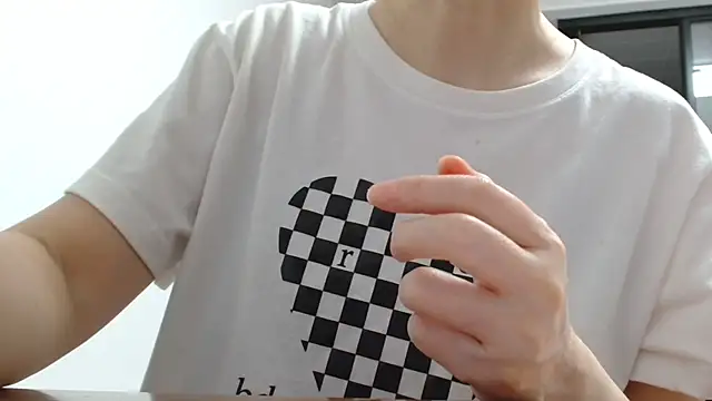 sonyx online show from April 19, 6:21 pm