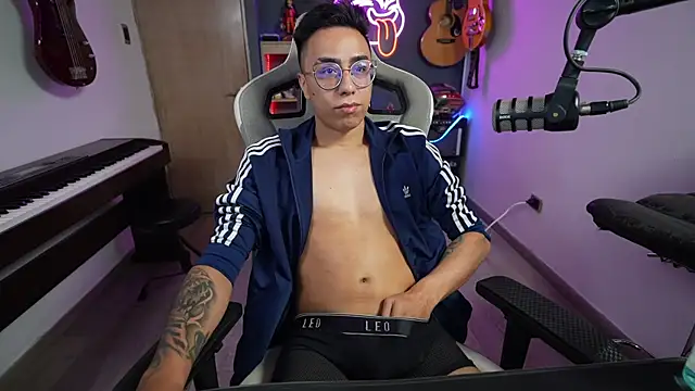 granxarma960 online show from February 14, 5:41 am