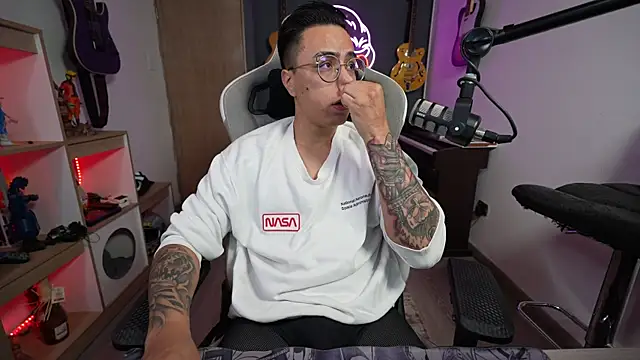 granxarma960 online show from November 21, 5:17 am