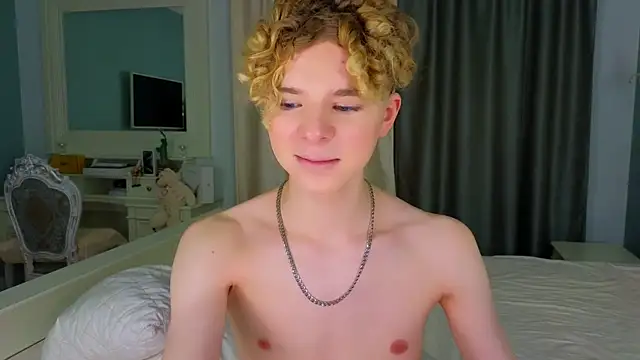 Snapshot of Kudi_Minnt chatting on January 26, 6:37 pm Kudi Minnt online show from January 26, 6:37 pm